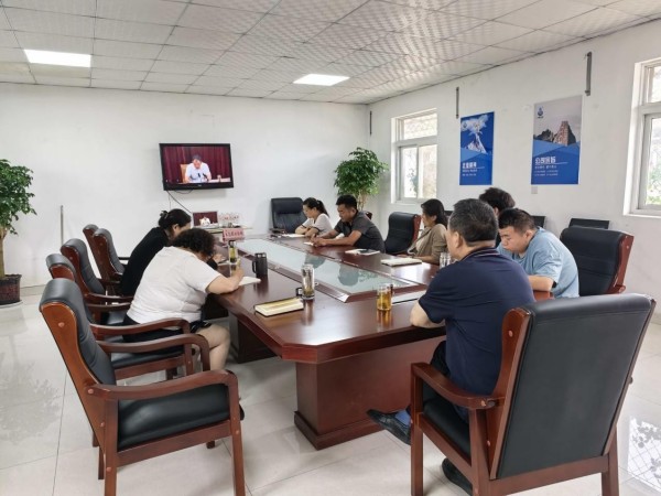 集团公司2025年年中工作会议暨运营分析会议召开
